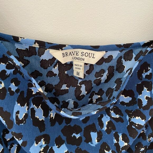 Brave Soul London Cheeta print blue flowy dress - Picture 3 of 7